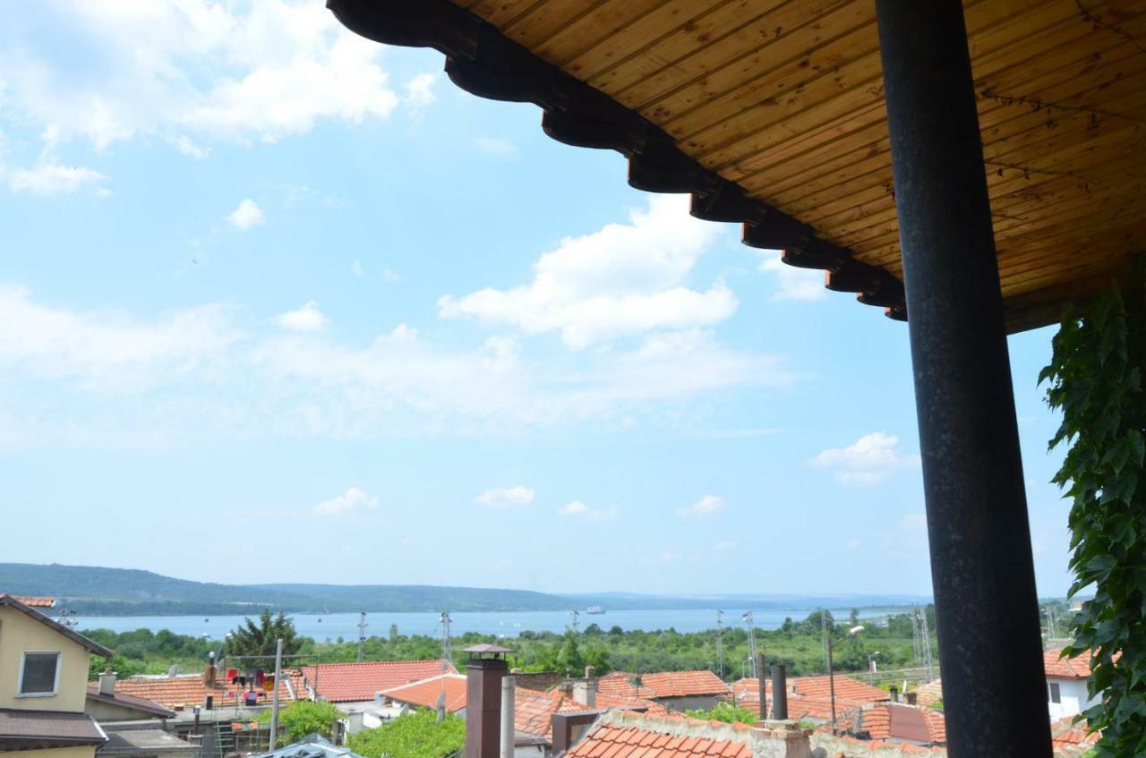 Guest House Amazonia Varna ภายนอก รูปภาพ